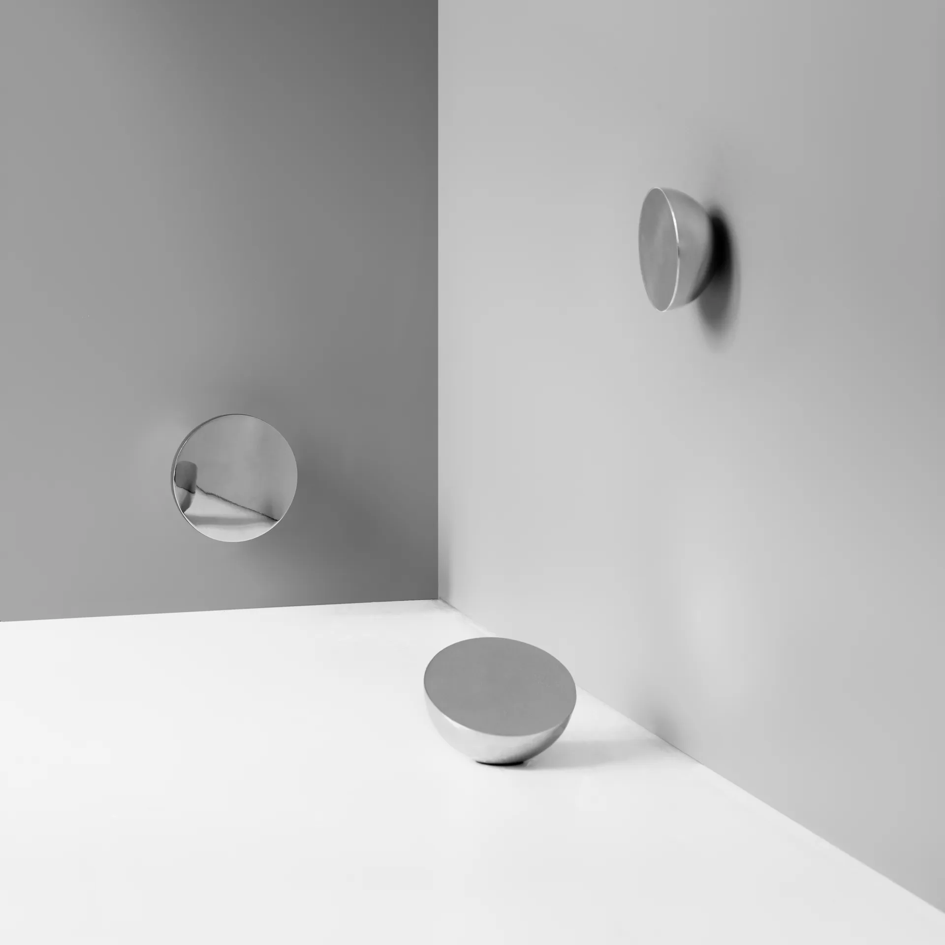 Aura table mirror, Stainless steel New Works