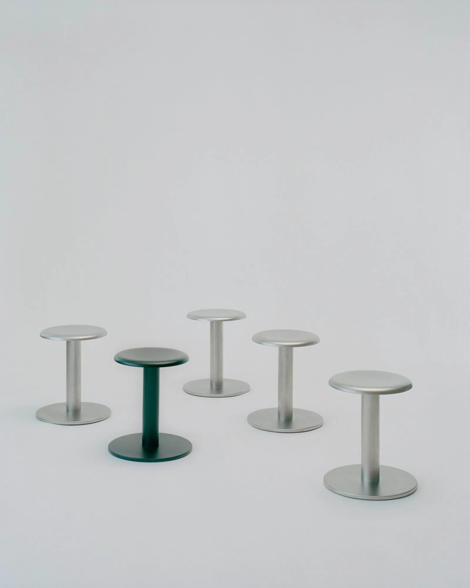 Coupe stool, Black, Ø40x46 cm New Works