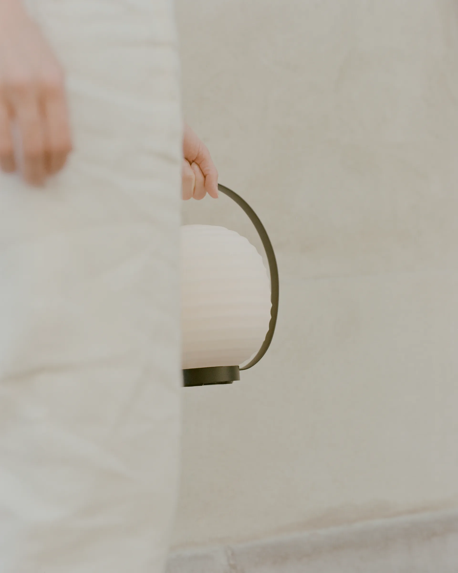 Lantern Portable table lamp 23x18 cm, Black New Works