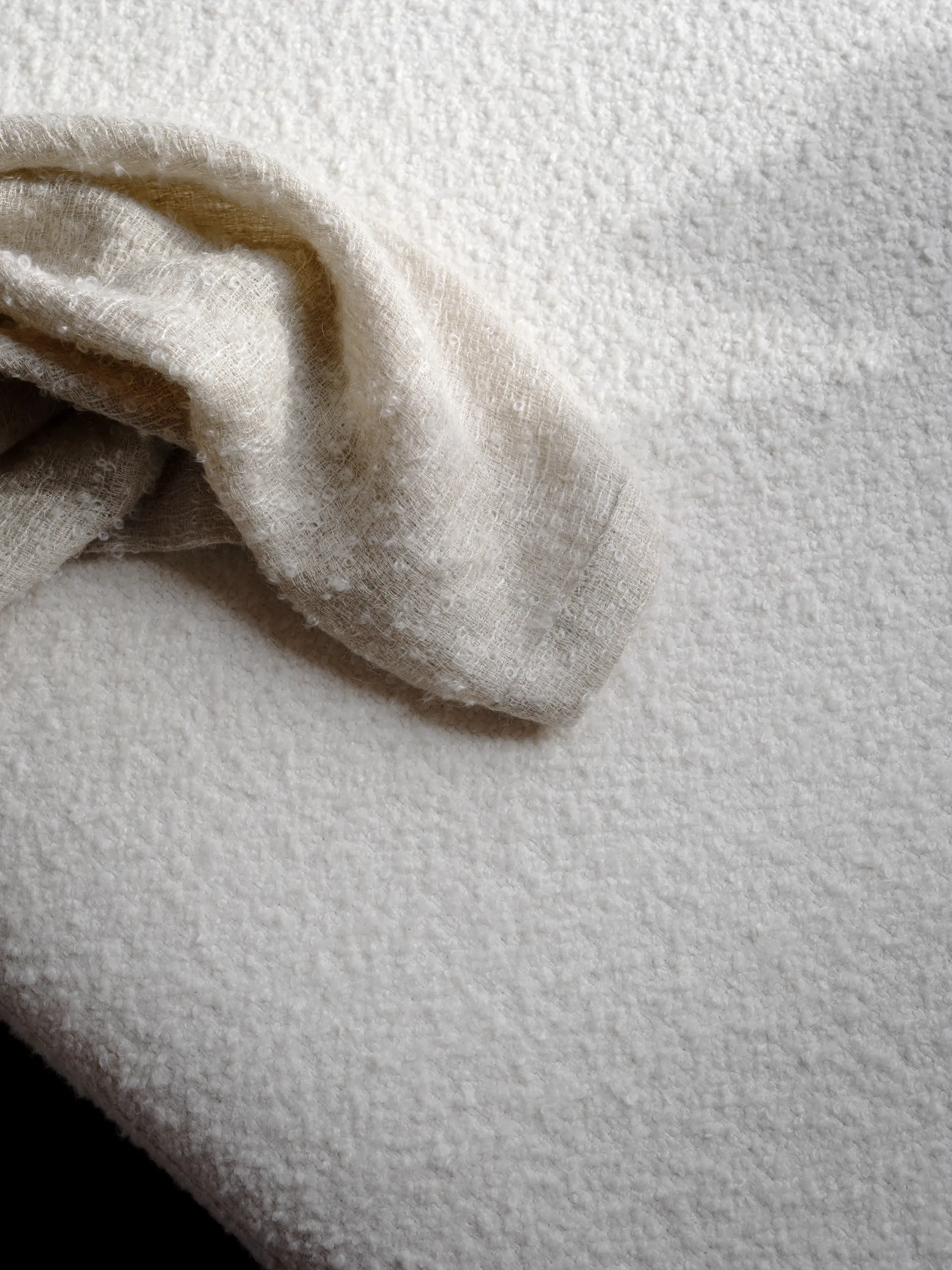 Mass daybed 200x75x51 cm, Karakorum ivory 001-walnut New Works