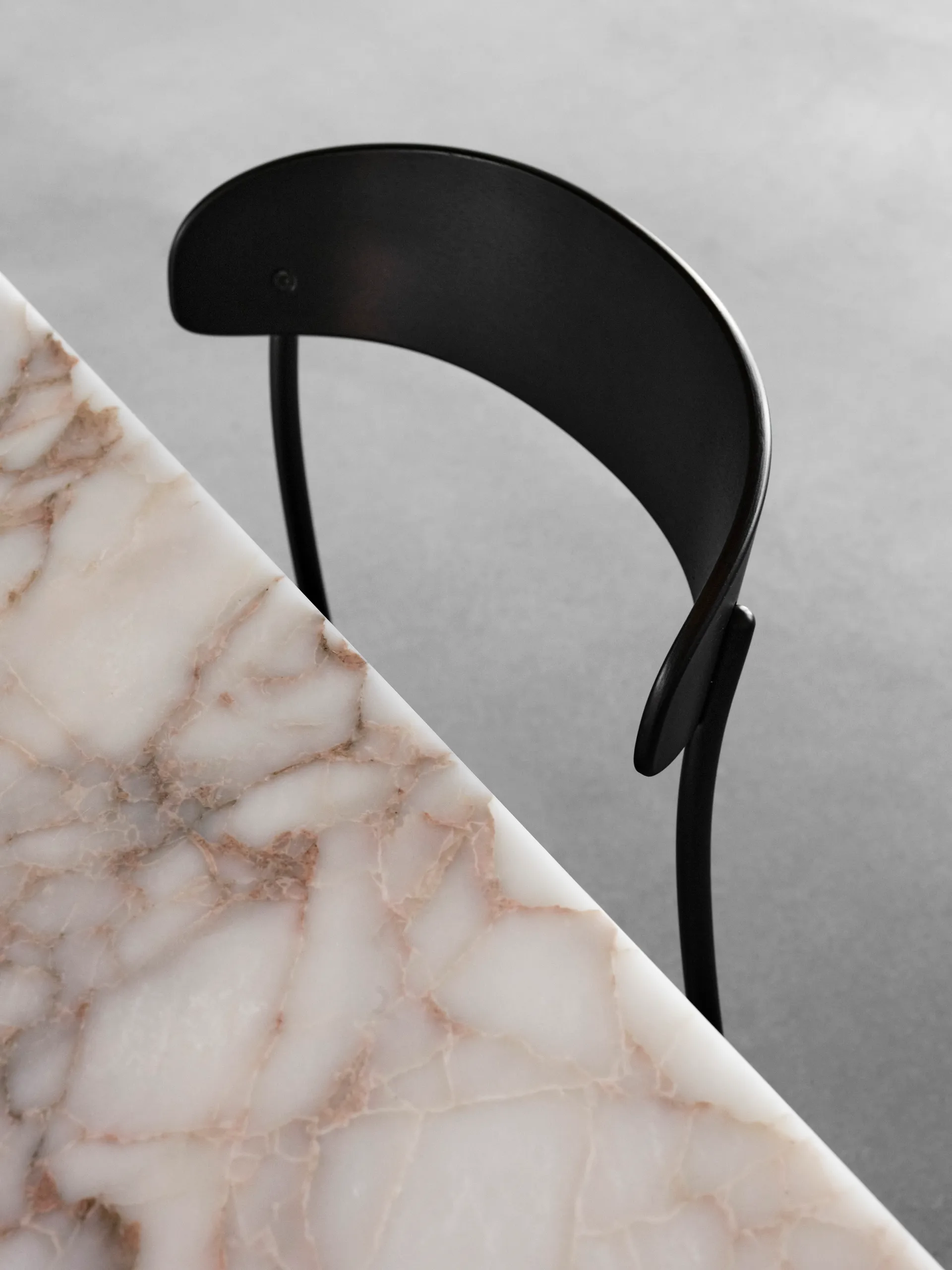 Missing chair, Black box New Works