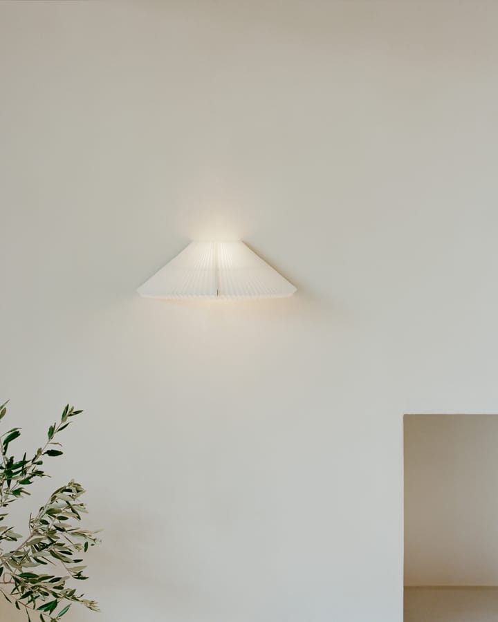 Nebra wall lamp Ø27-40 cm - White - New Works