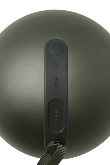 Sphere portable lamp - Deep green - New Works