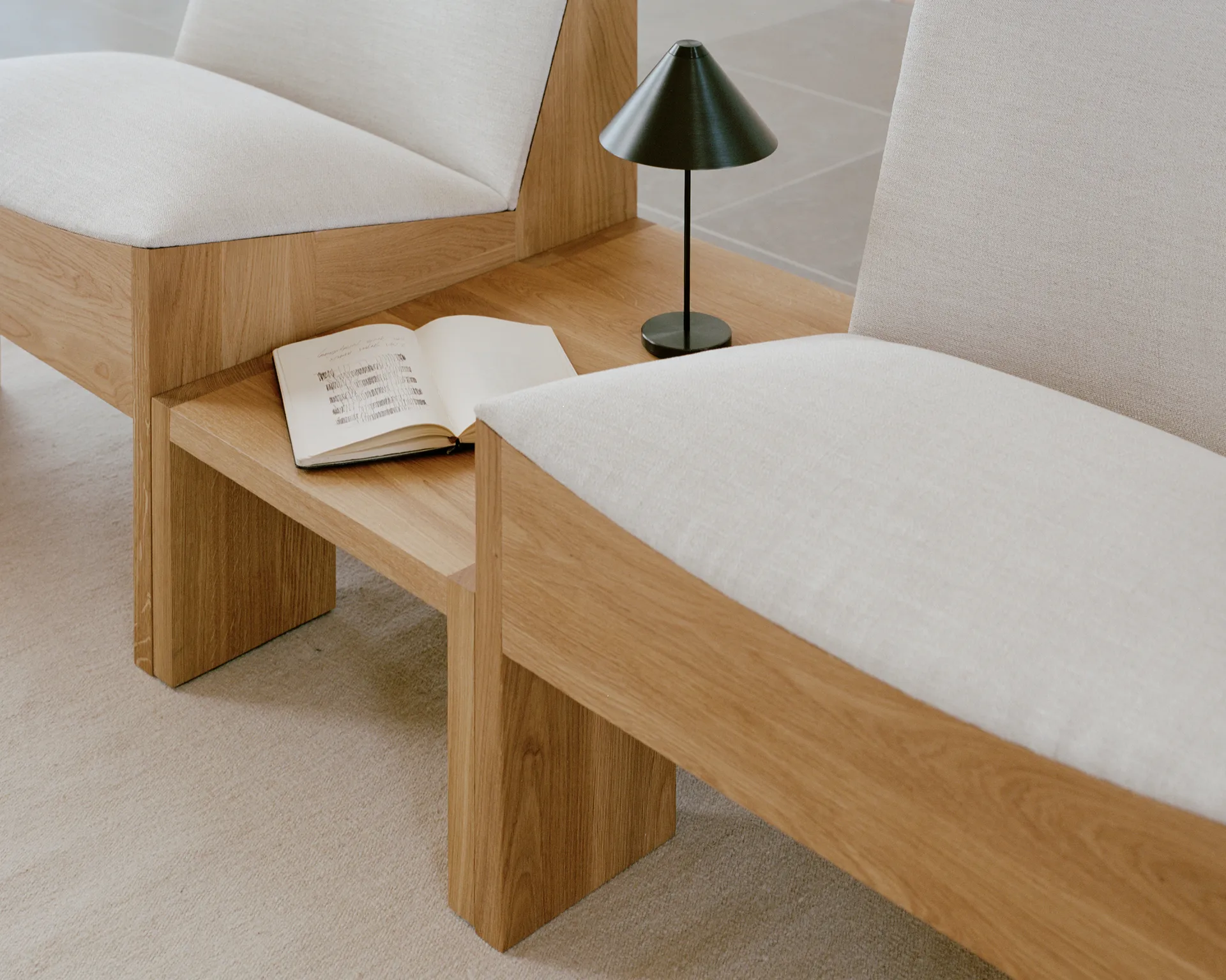 Tennon coffee table, Oak, 61x43 cm New Works