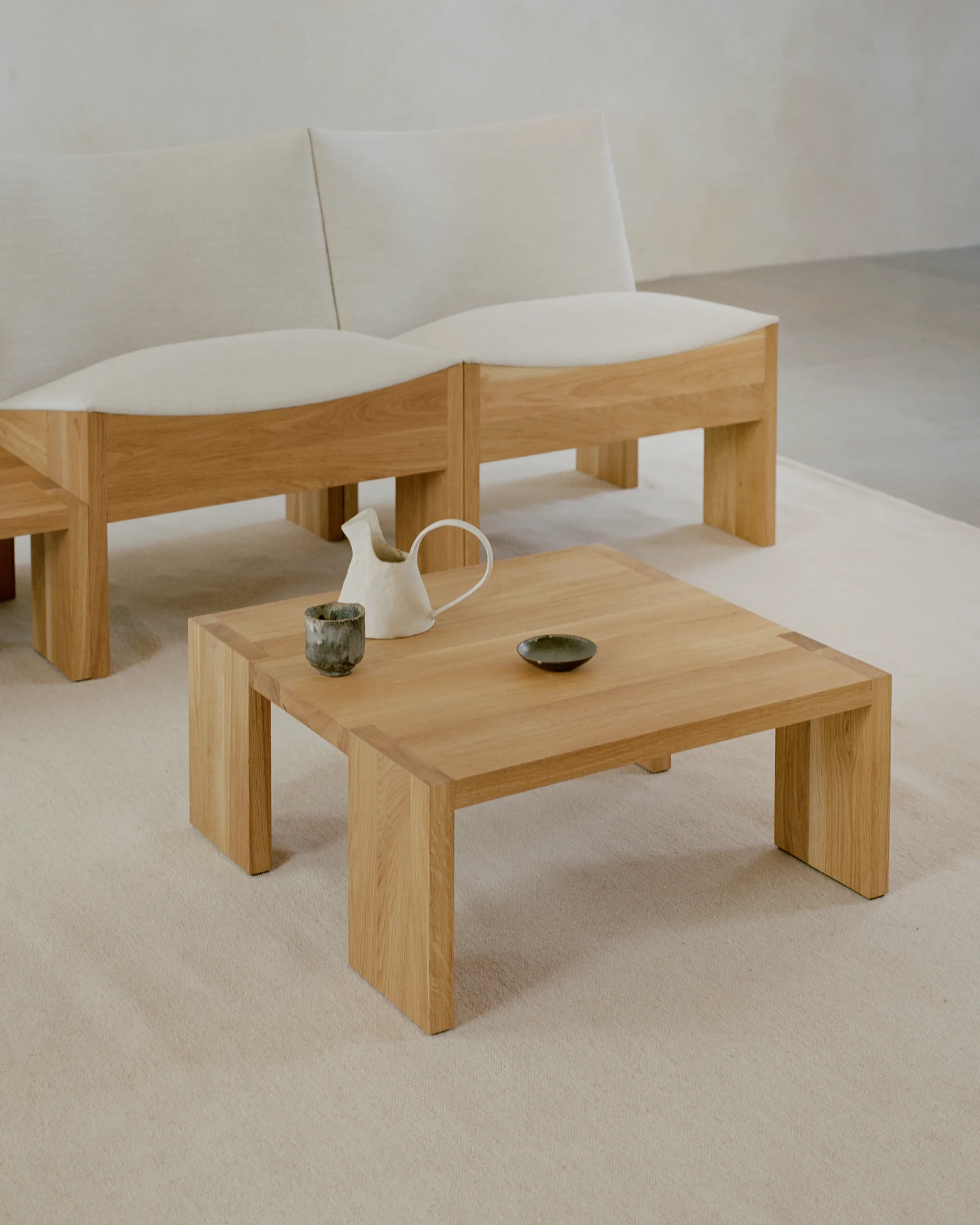 Tennon coffee table, Oak, 61x61 cm New Works