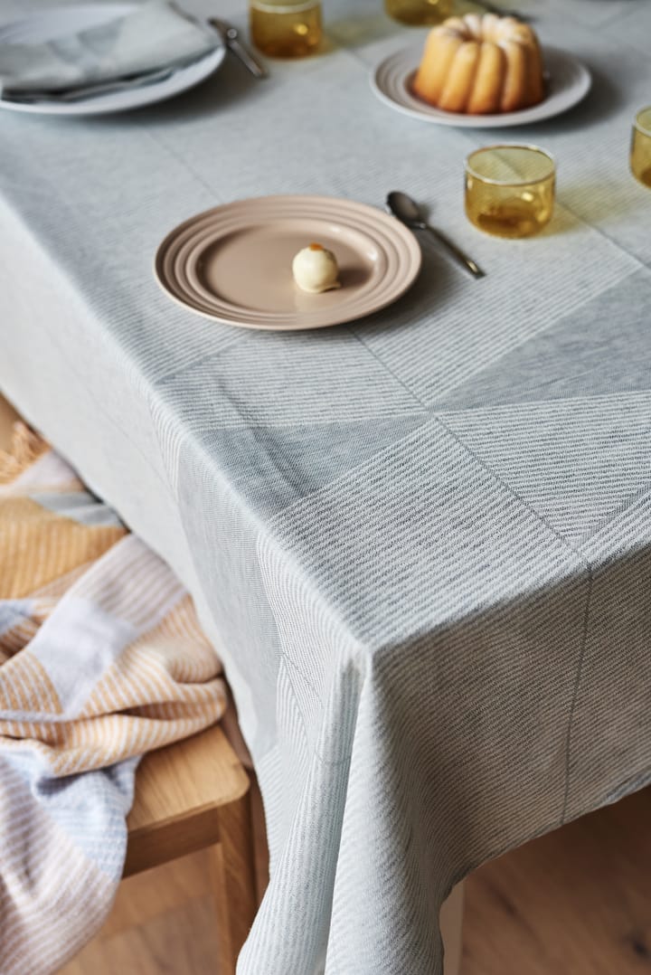 Geometric tablecloth 147x250 cm from NJRD