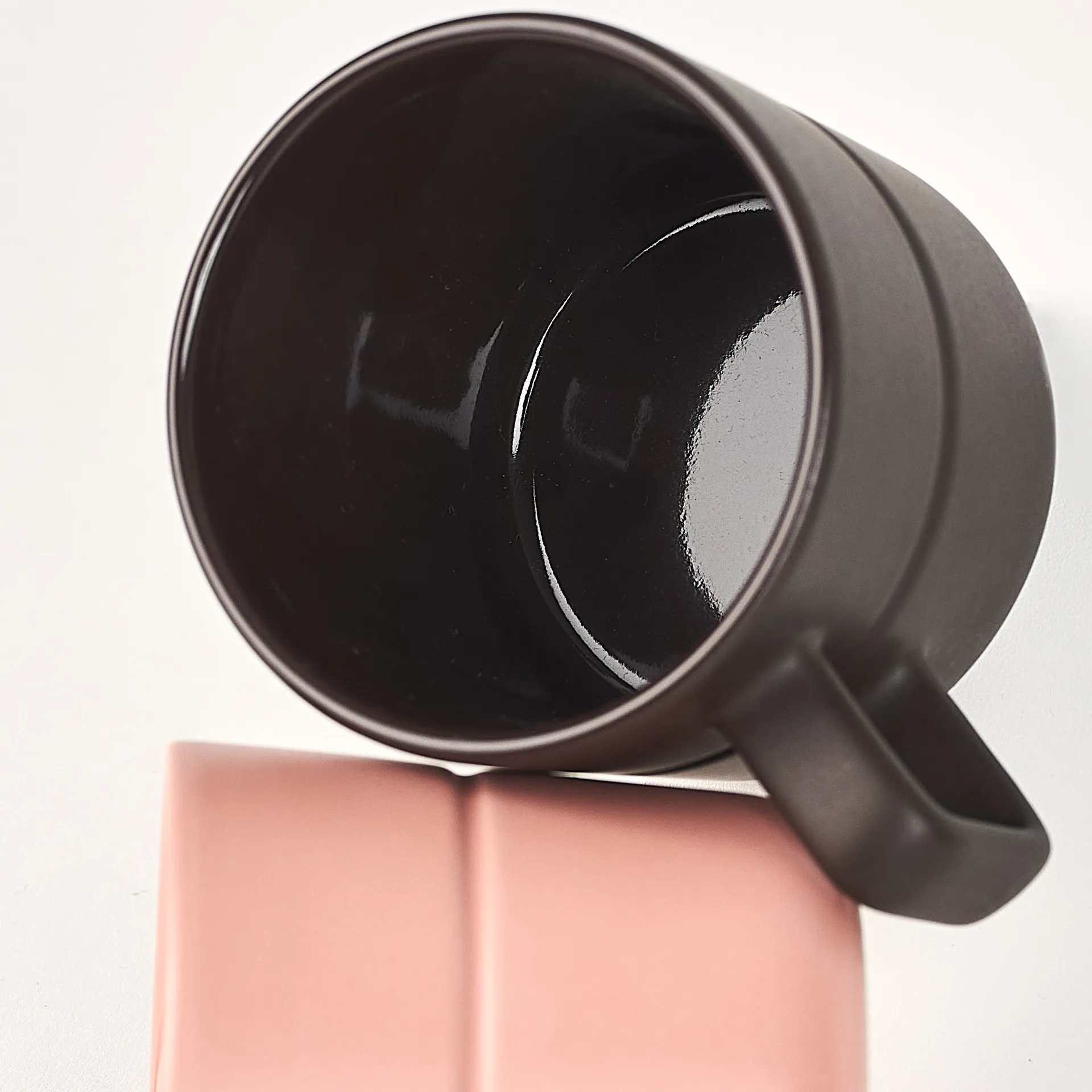 Lines mug 30 cl, brown NJRD