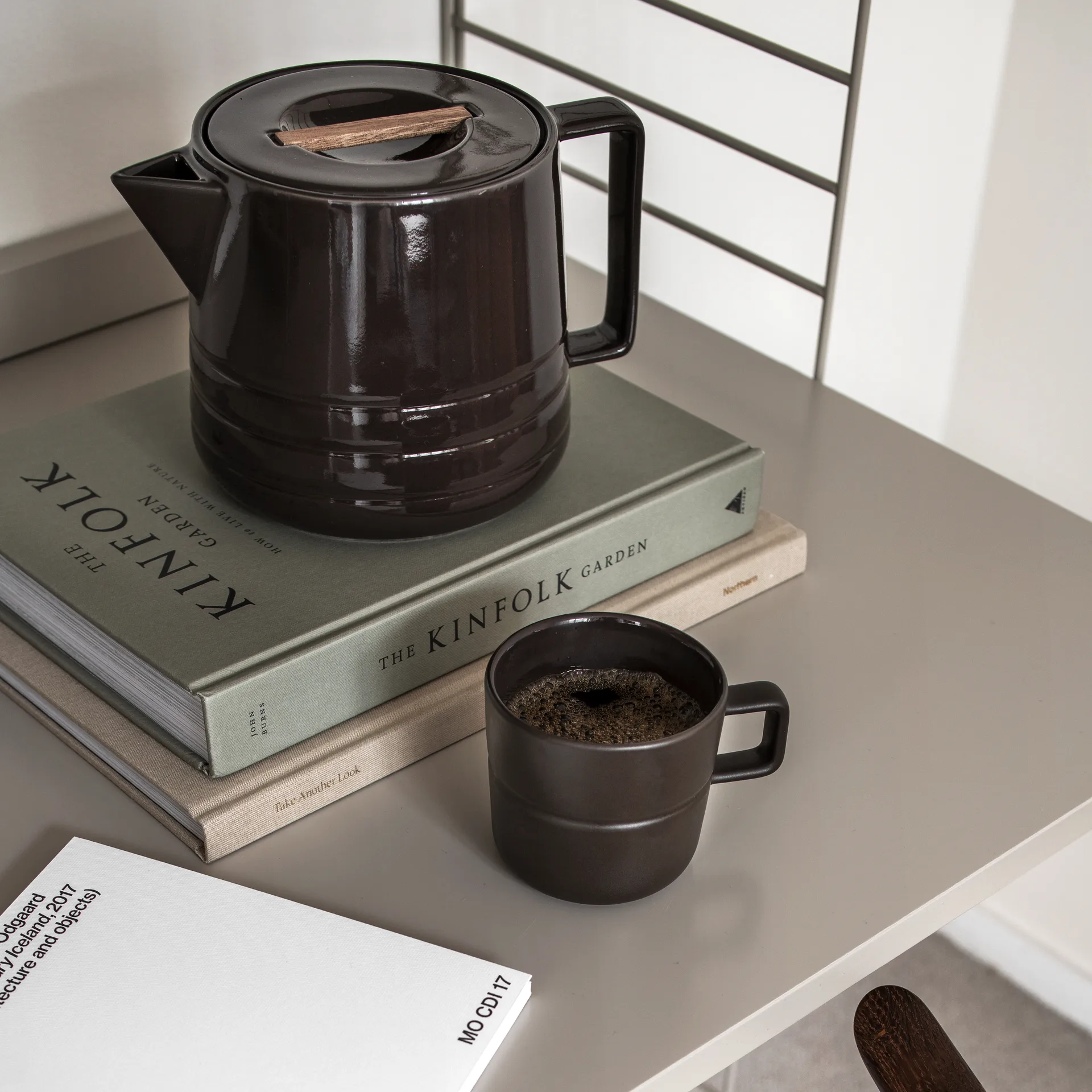 Lines mug 30 cl, brown NJRD