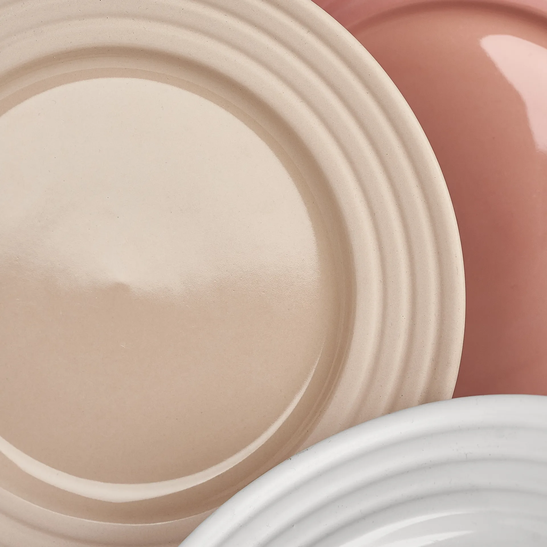 Lines small plate Ø21 cm, beige NJRD