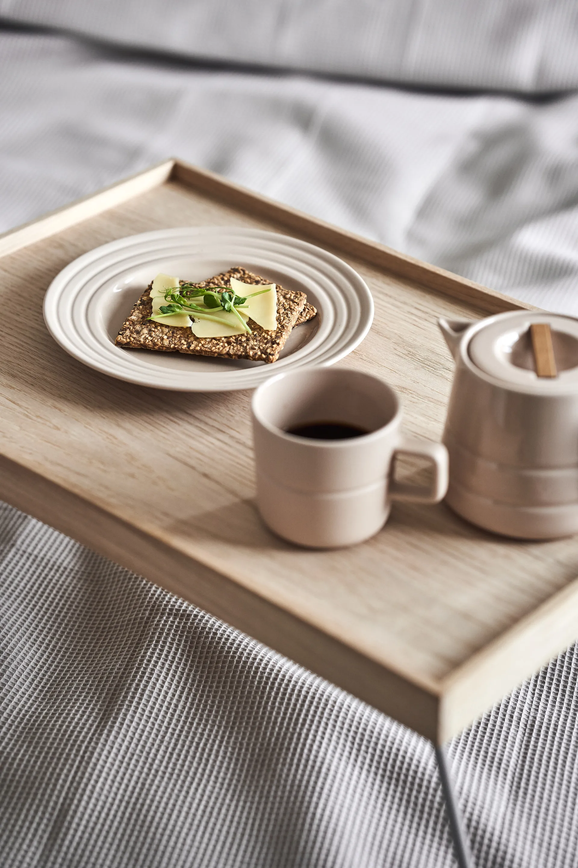 Lines small plate Ø21 cm, beige NJRD