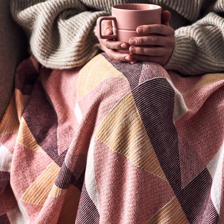 Metric cotton throw - pink - NJRD