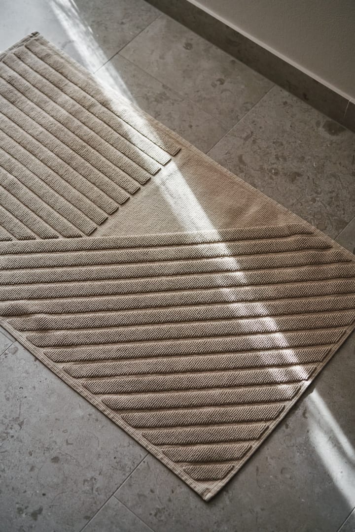 Stripes bath mat 50x90 cm - Beige - NJRD