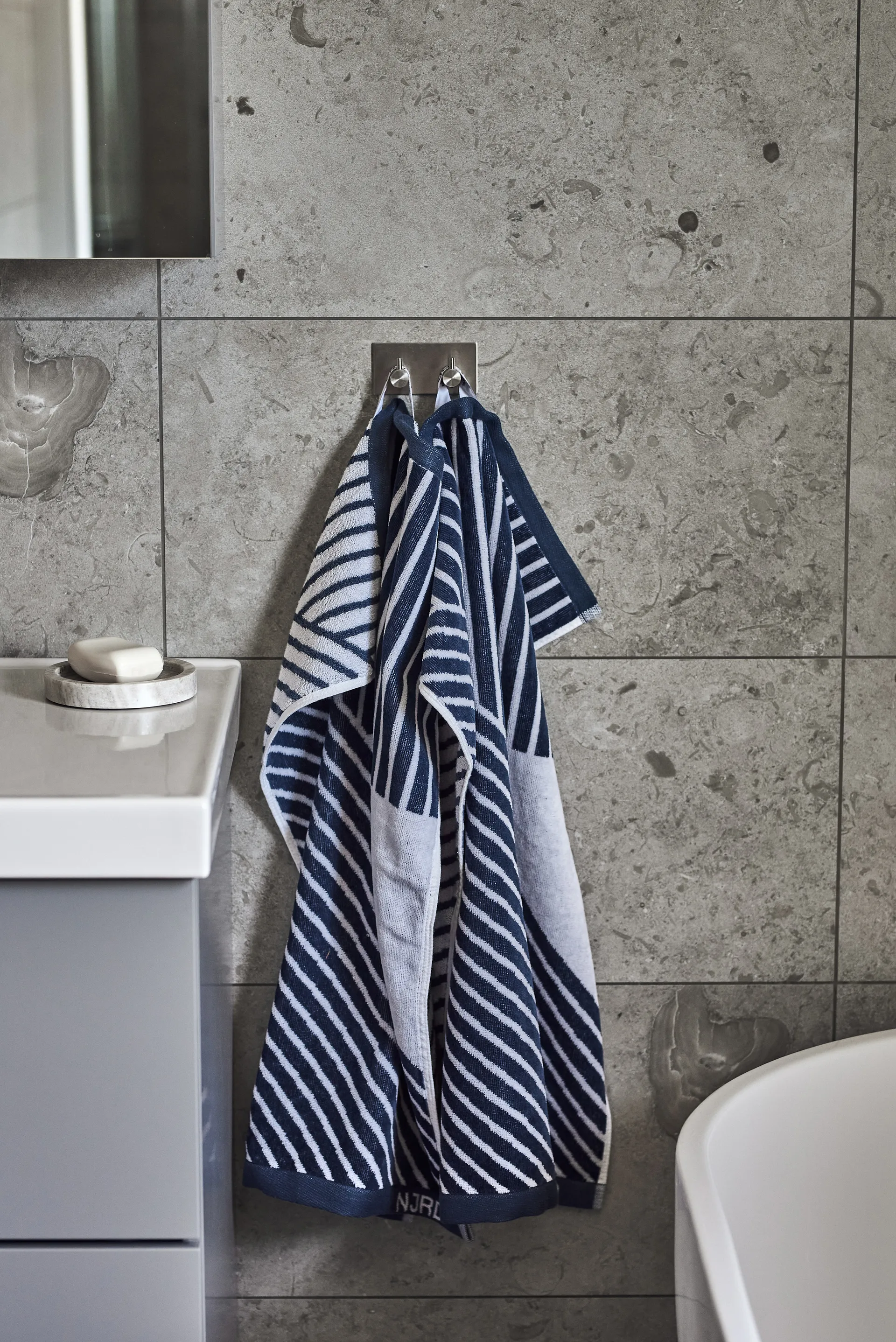 Stripes towel 50x70 cm, Blue NJRD
