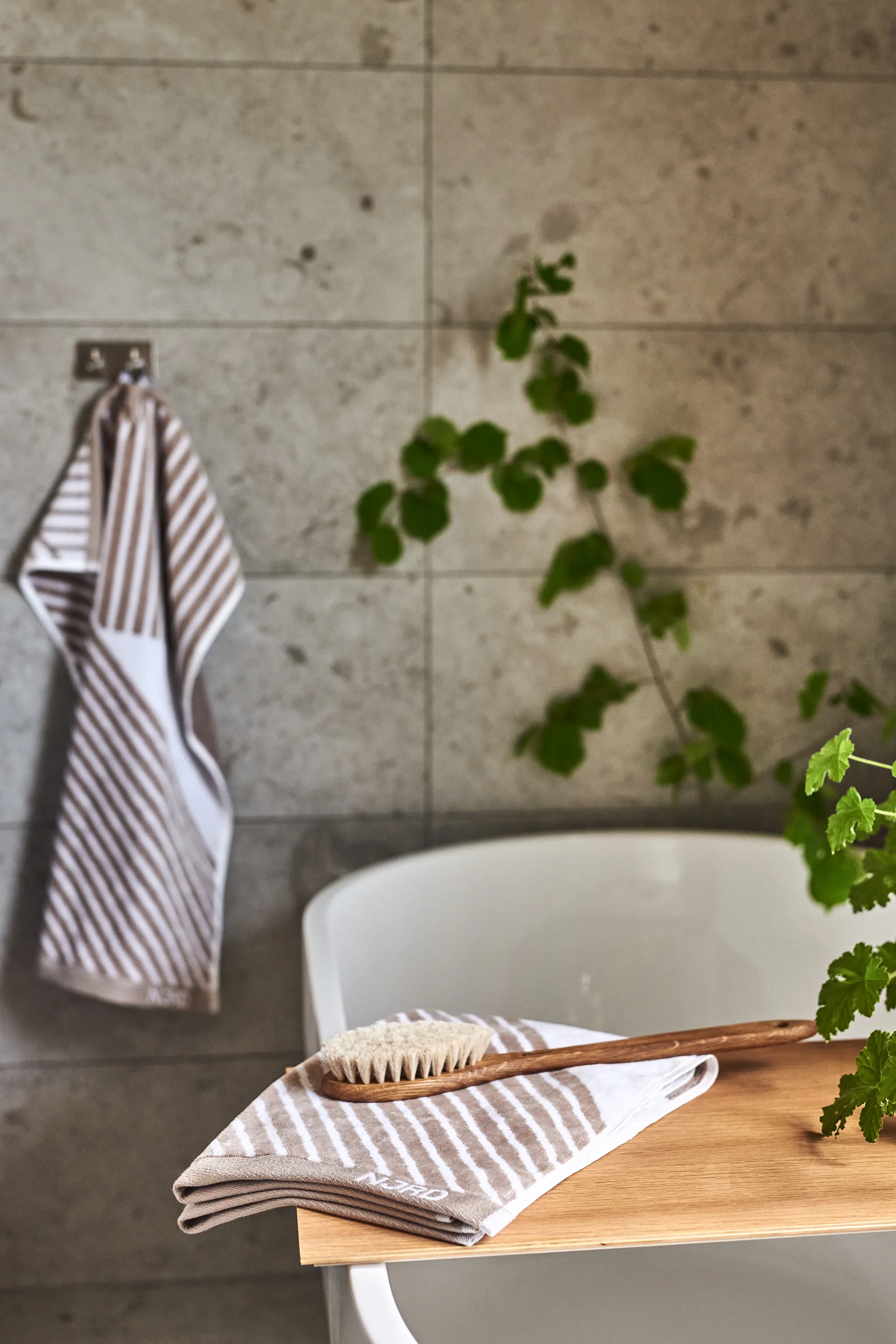 Stripes towel set 4 pieces - Beige NJRD