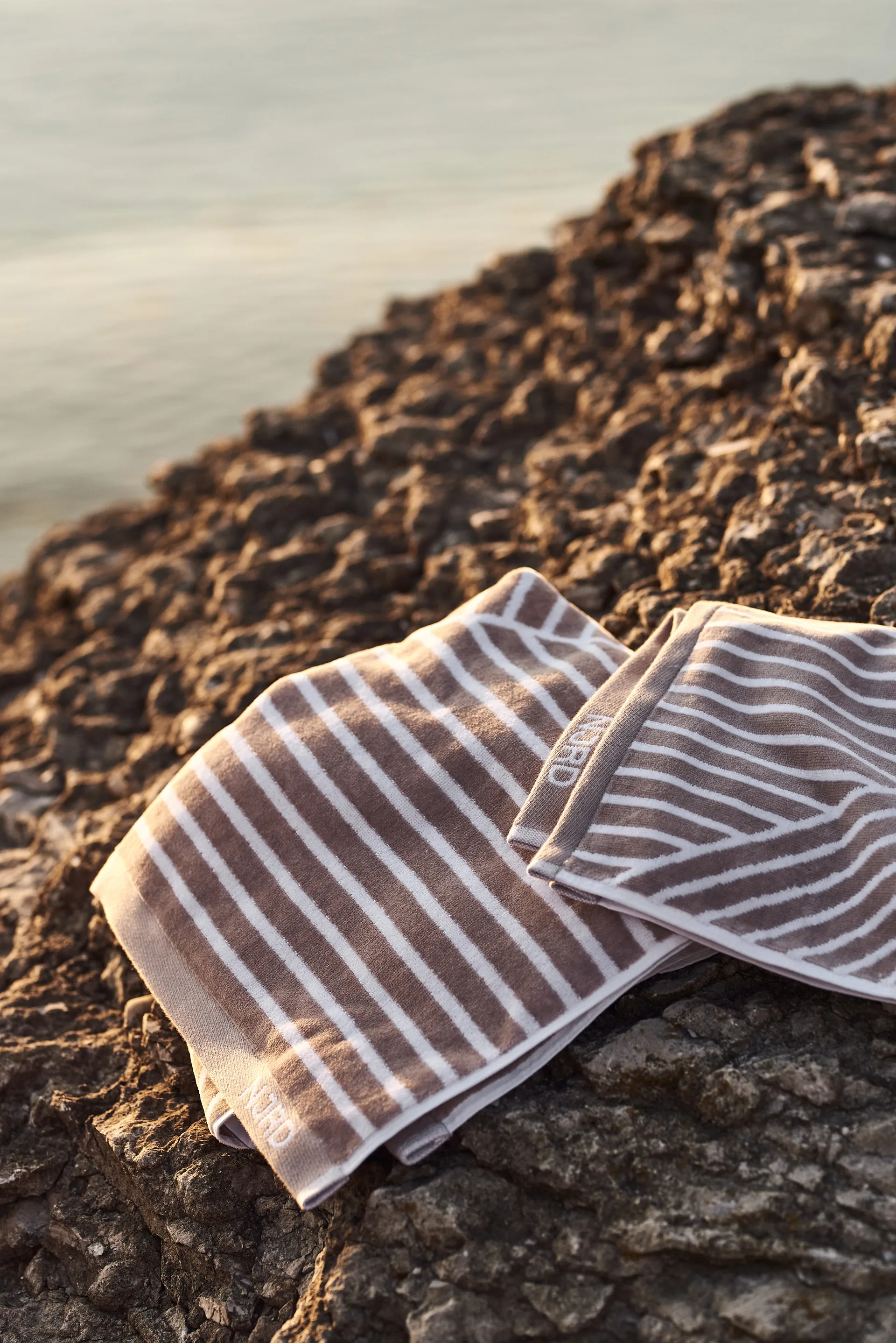 Stripes towel set 4 pieces - Beige NJRD