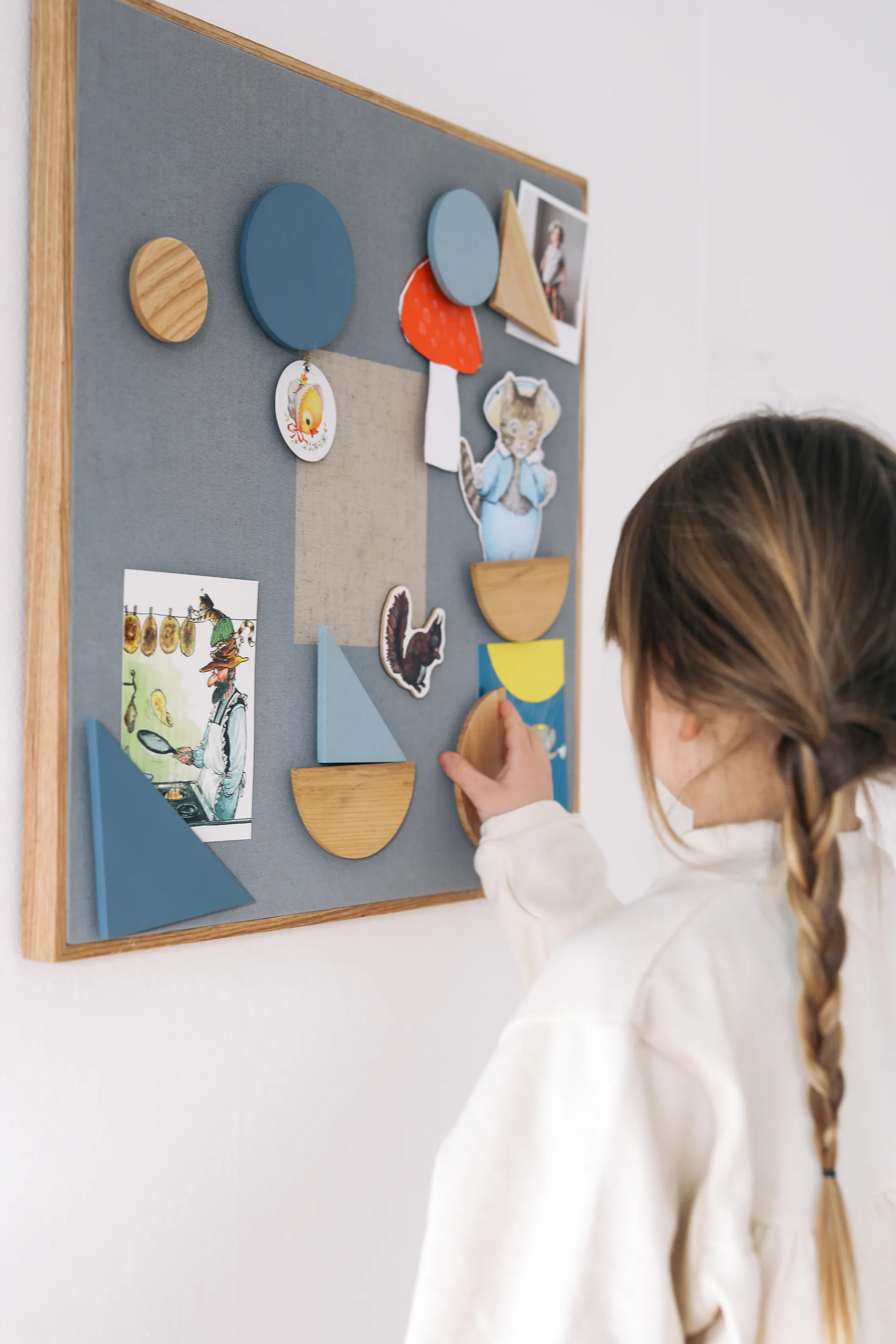 Noticeboard bulletin board + 3 magnets, Blue Nofred