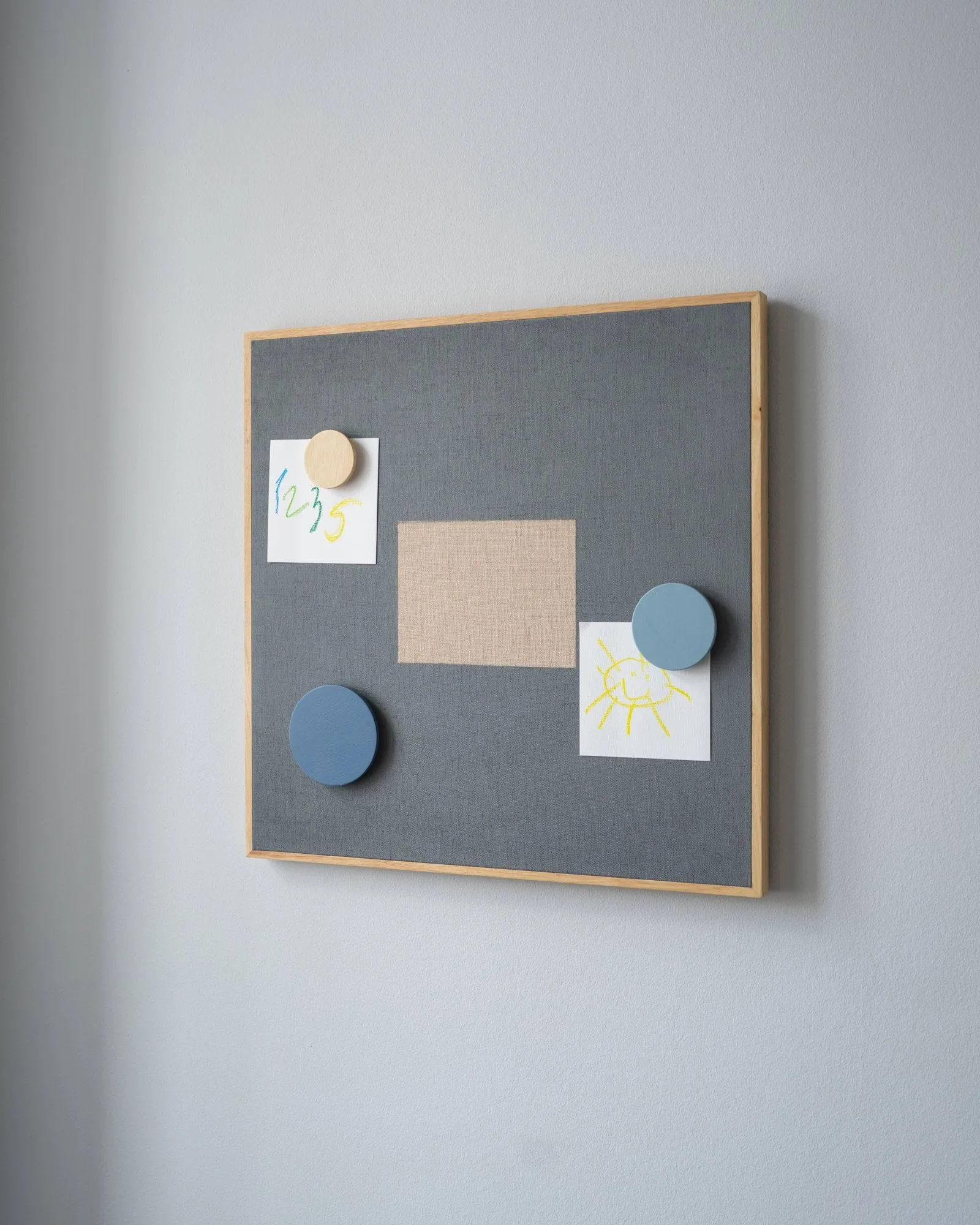 Noticeboard bulletin board + 3 magnets, Blue Nofred