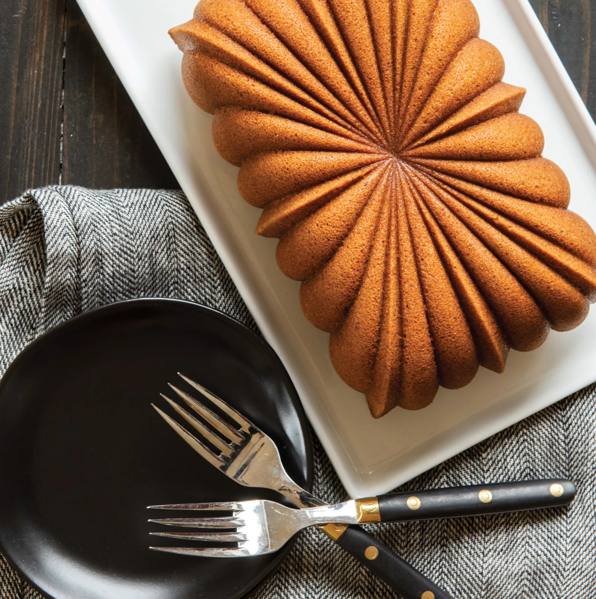 Nordic Ware classic fluted loaf tin, 1.4 L Nordic Ware