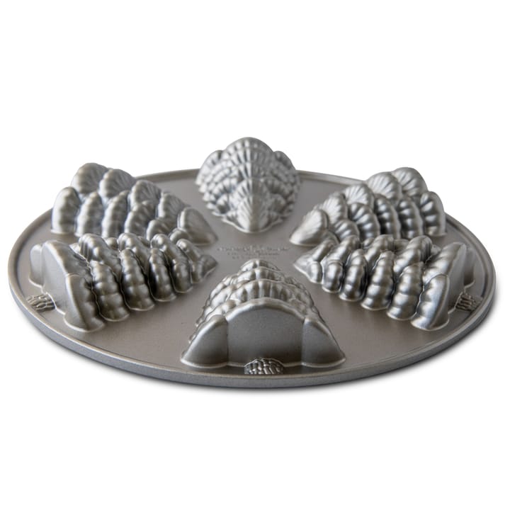 Home Cooking In Montana: Nordic Ware Christmas Tree Bundt Pan