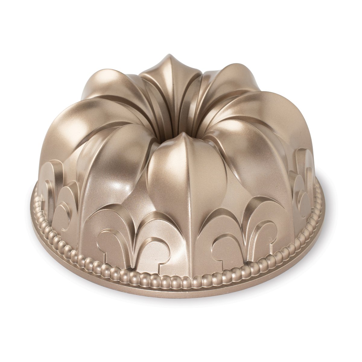 Nordic Ware Fleur De Lis Bundt - bundt tin 2.4 L | Scandinavian Design | Cookie/Biscuit cutters & cake tins | Gold-coloured