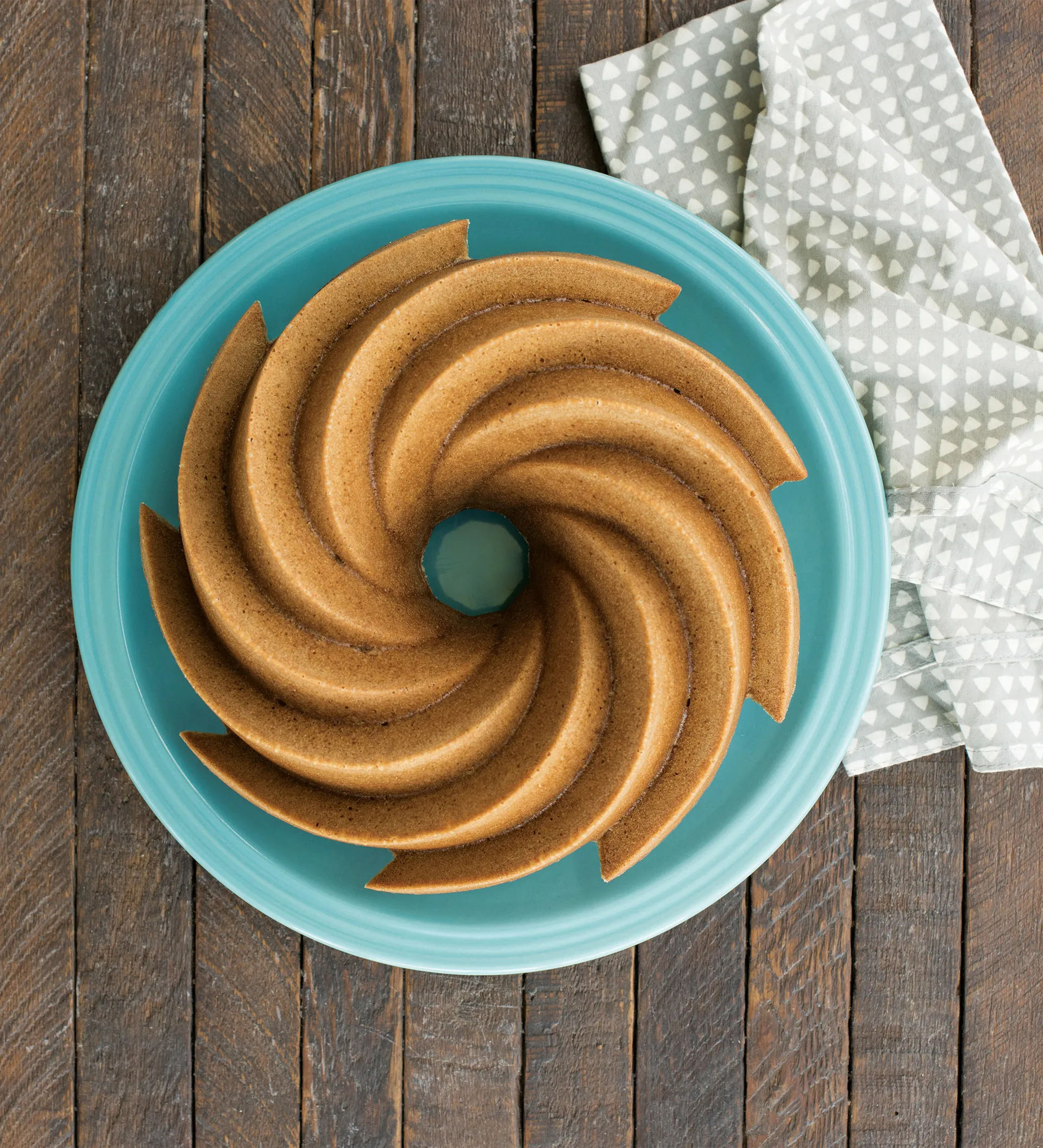 Nordic Ware heritage bundt baking tin gold, 2.4 L Nordic Ware