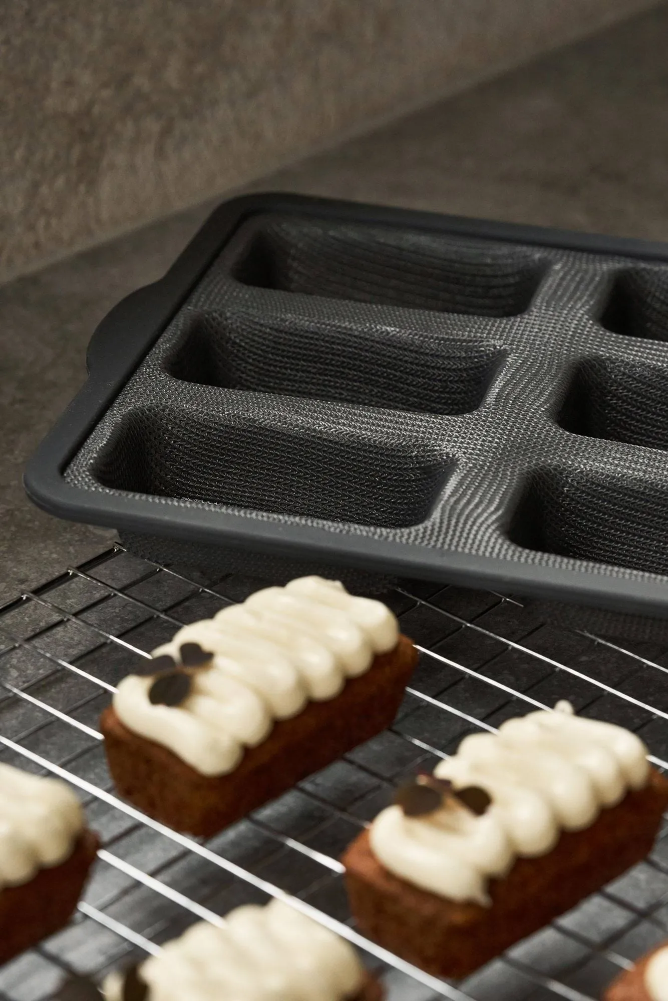 BAKE silicone mould with reinforced frame, Rectangular, 6 pieces, 26,2x22,1 cm Nordwik