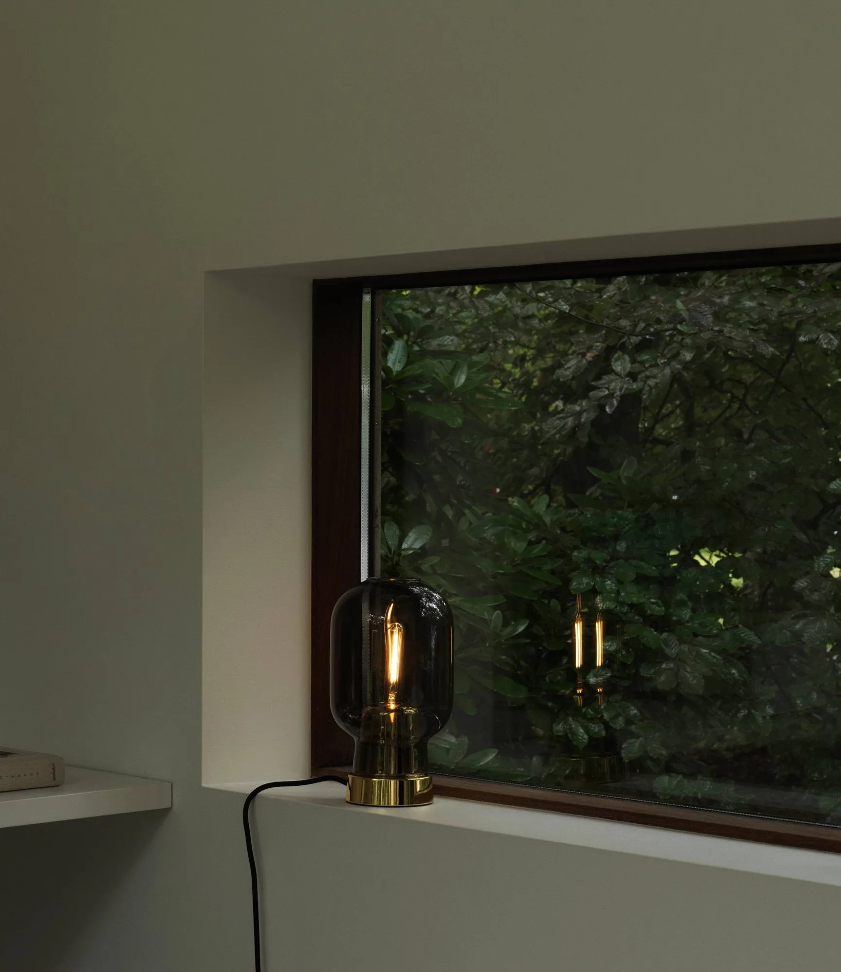 Amp table lamp, gre-brass Normann Copenhagen