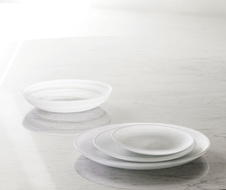 Cosmic deep plate Ø22 - White - Normann Copenhagen