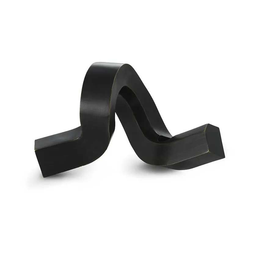 Normann Copenhagen Crooked candle holder 1 Bronze | Scandinavian Design | Candle holders | Black