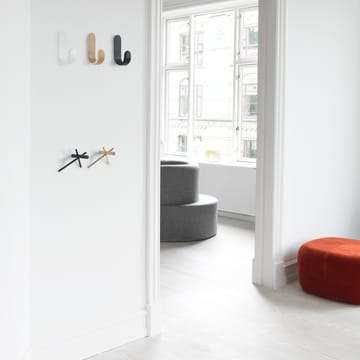 Curve hook - black - Normann Copenhagen