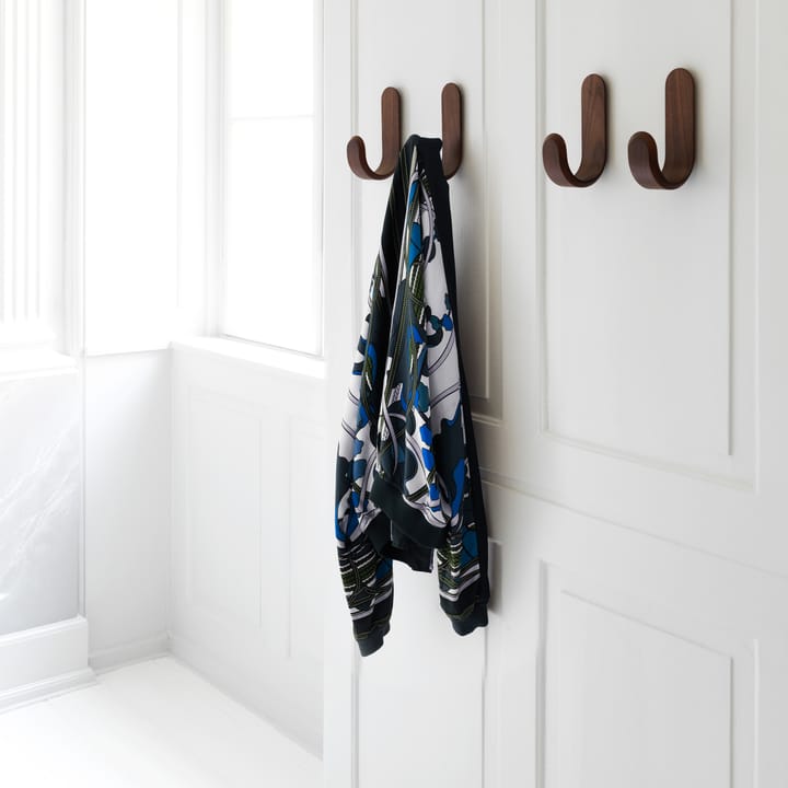 Curve hook - wallnut - Normann Copenhagen