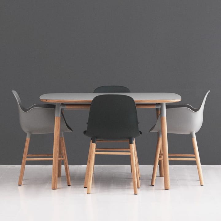 Form dining table - Red. oak legs. 95x200 cm - Normann Copenhagen