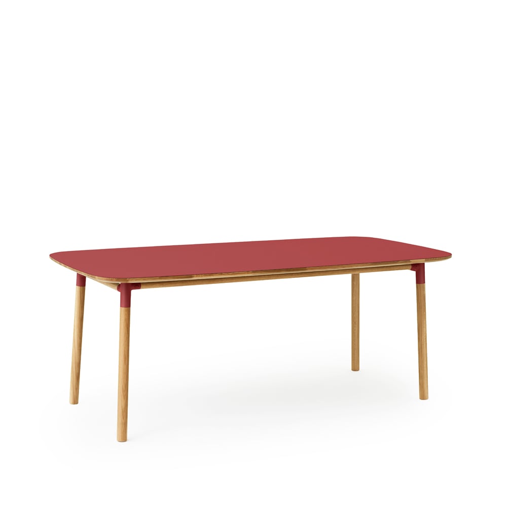 Normann Copenhagen Form dining table Red. oak legs | Scandinavian Design | Dining tables | Red