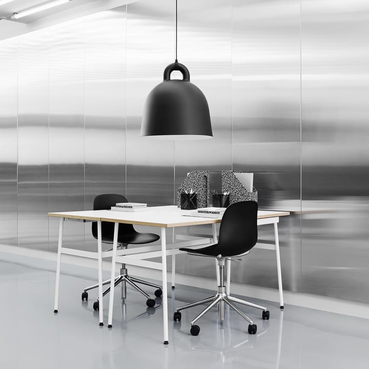 Form swivel chair, 5W office chair - Grey, black aluminium, wheels - Normann Copenhagen