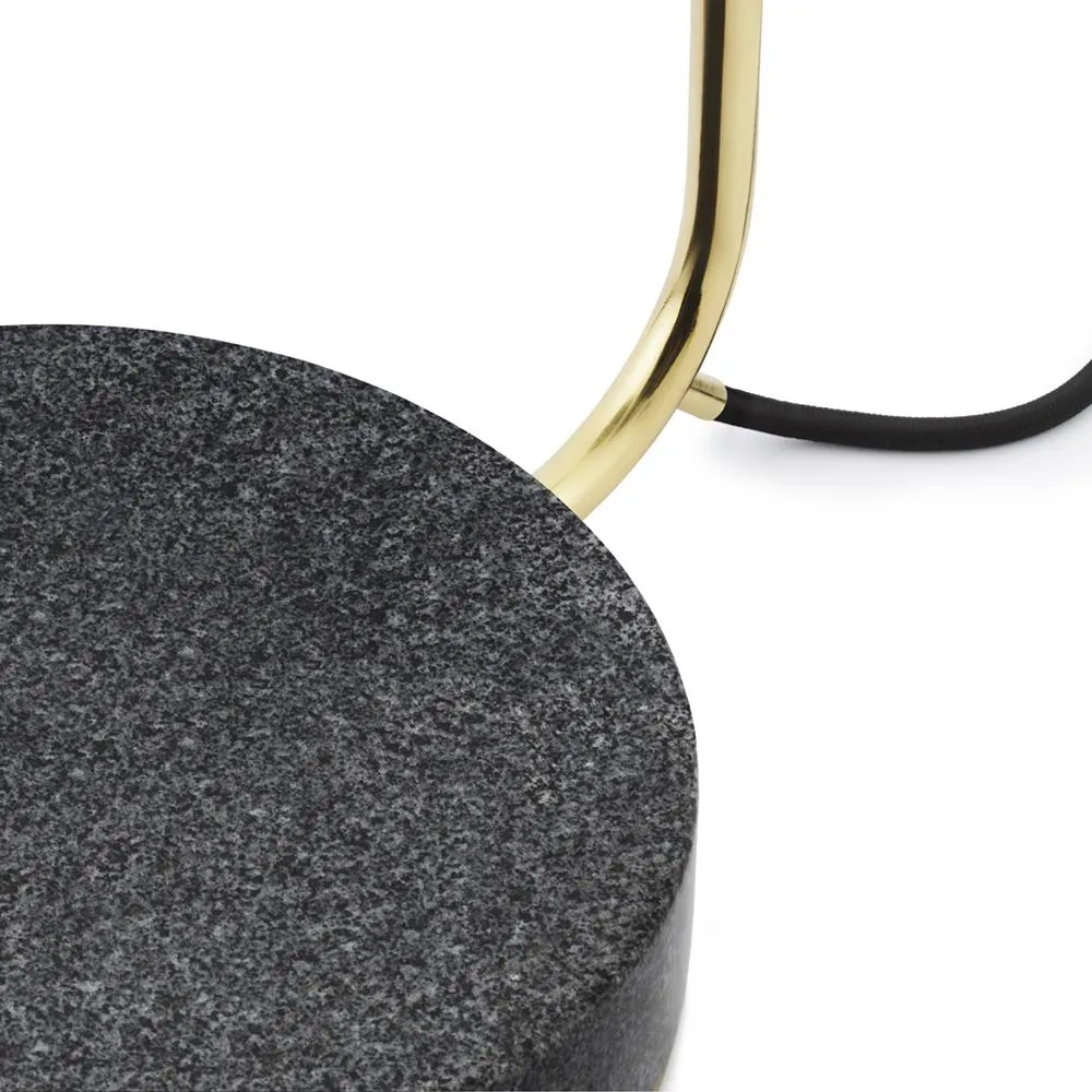 Grant floor lamp, Black Normann Copenhagen