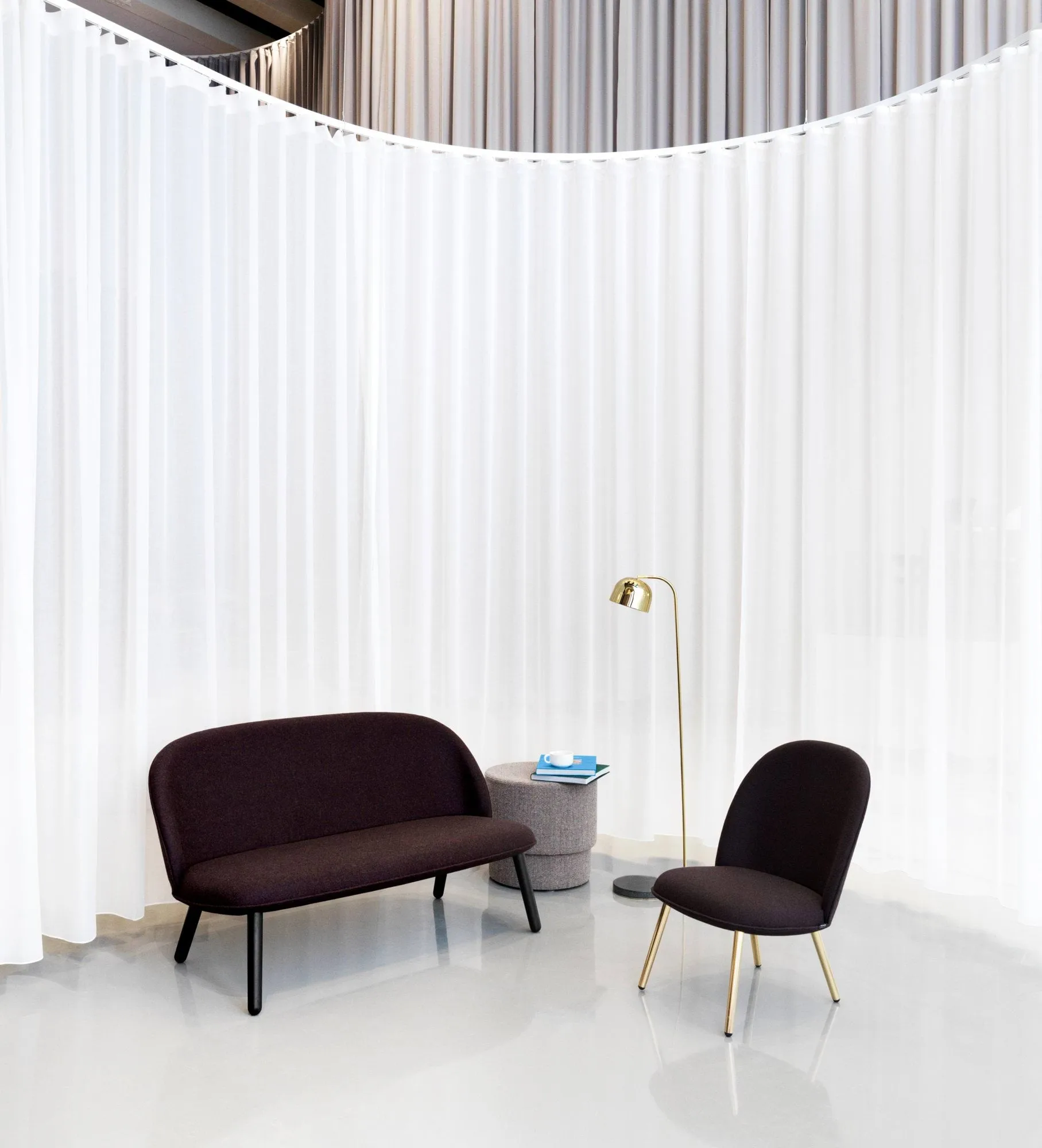 Grant floor lamp, Brass Normann Copenhagen