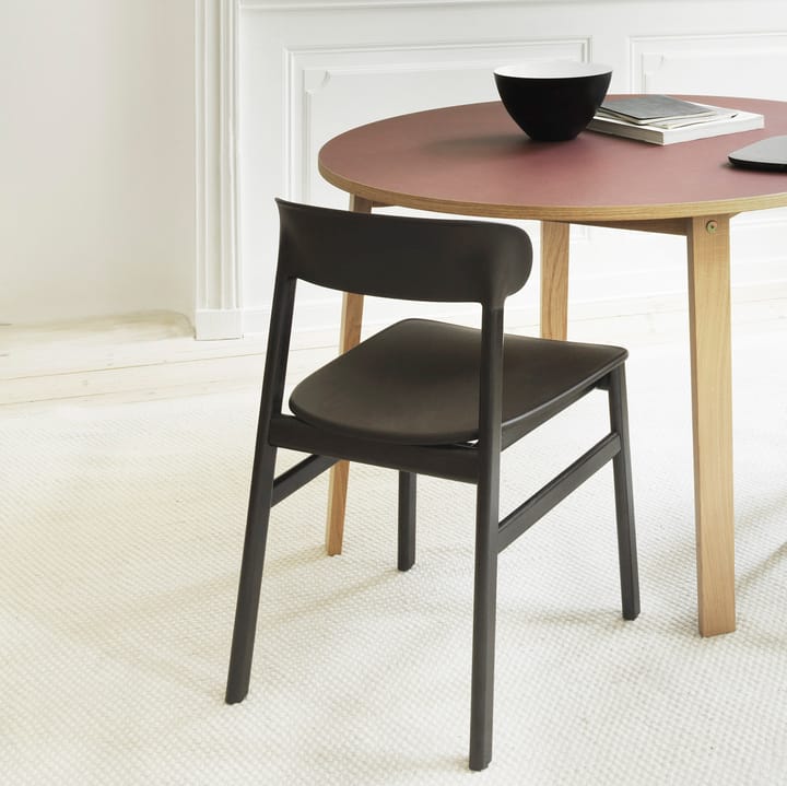 Herit chair black oak - black - Normann Copenhagen