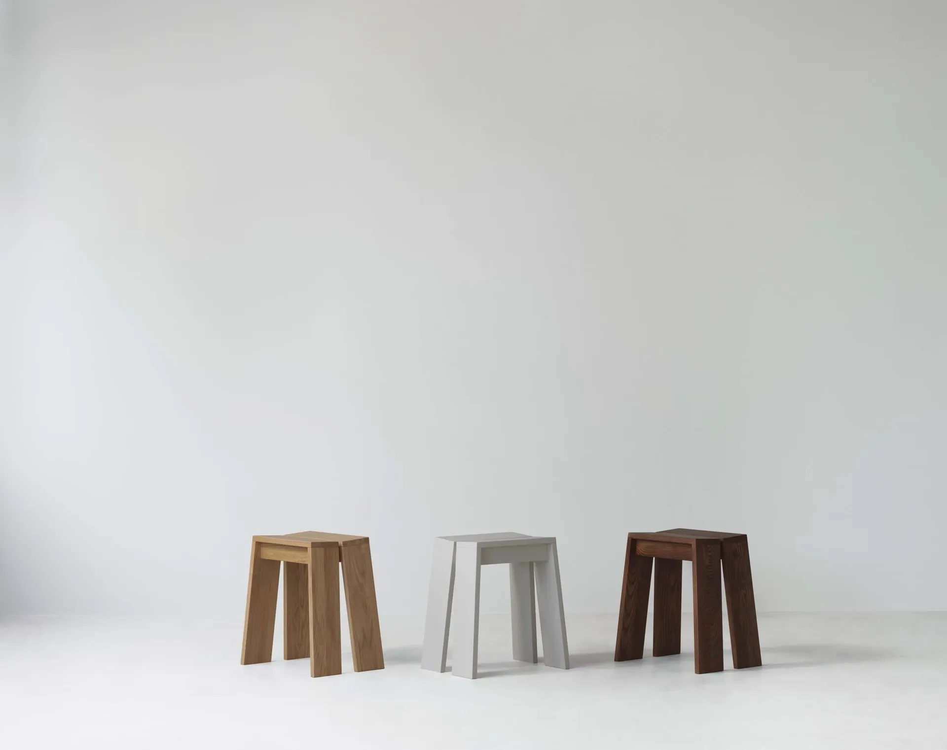 Let stool, Brown Stained Ash Normann Copenhagen