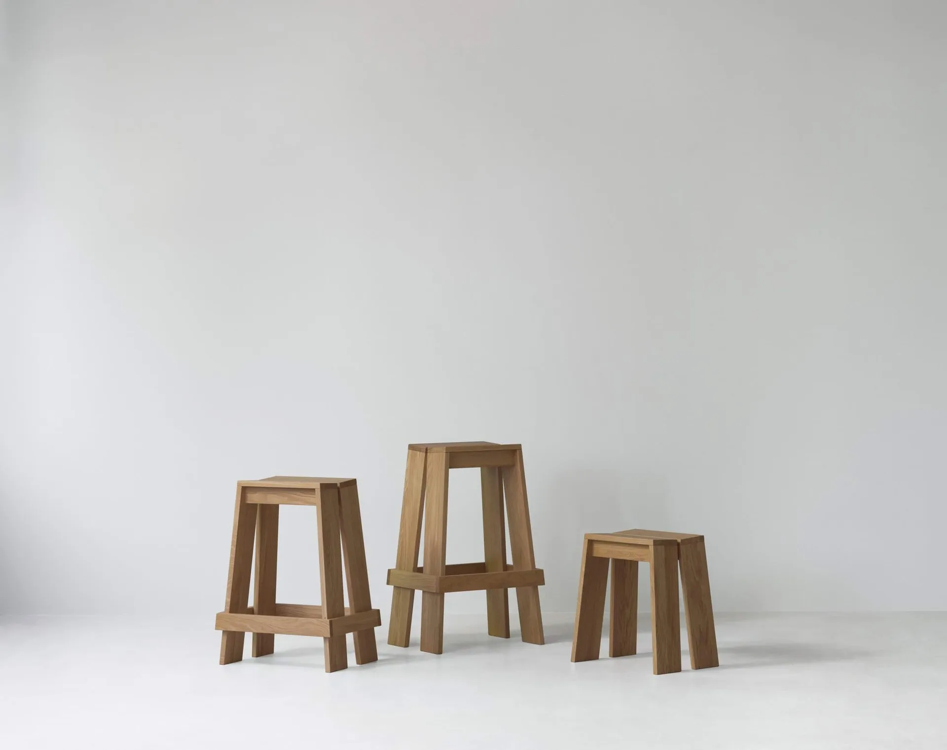 Let stool, Oak Normann Copenhagen