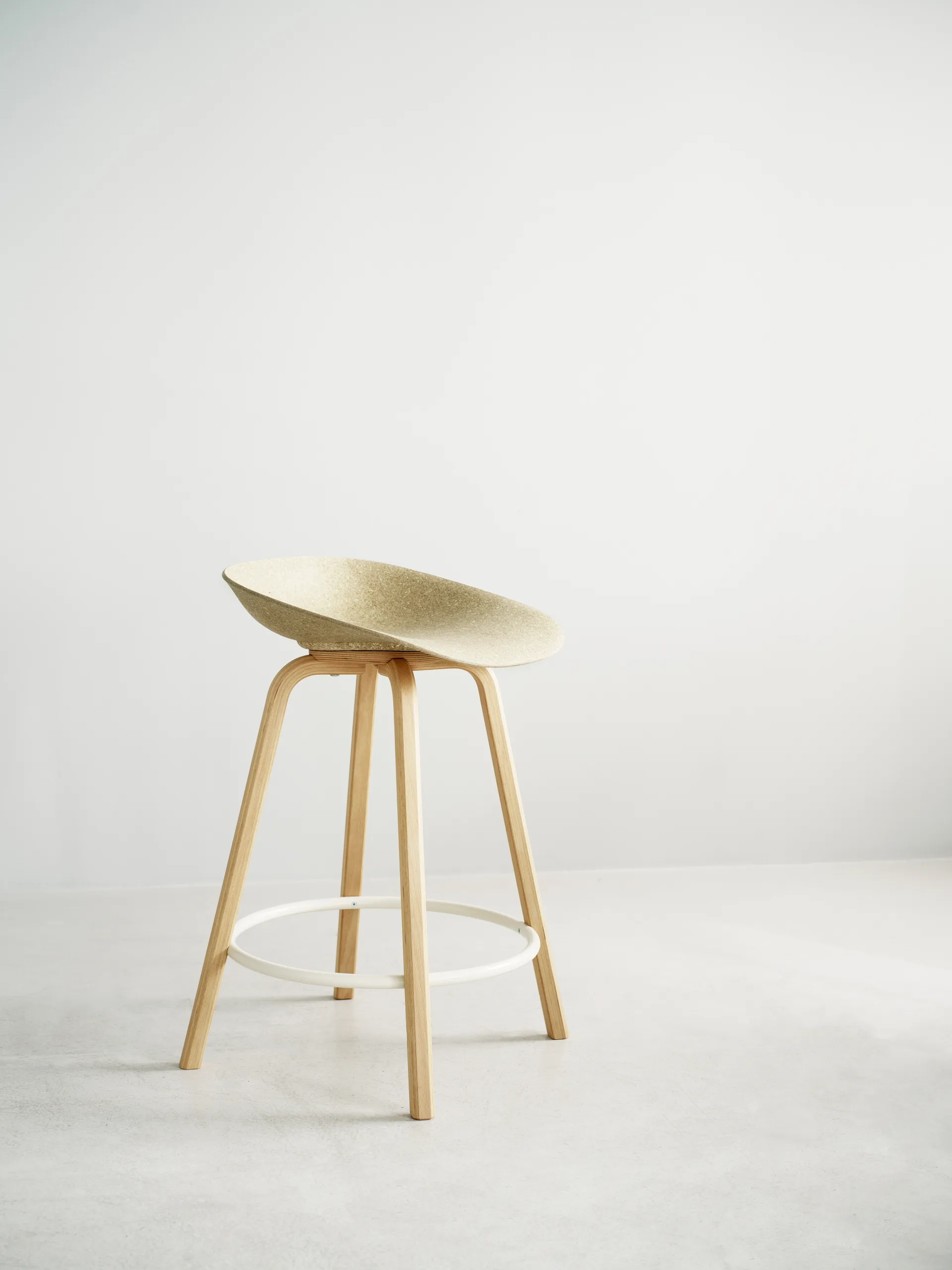 Mat Barstool 65 cm, Hemp-beech-cream steel Normann Copenhagen