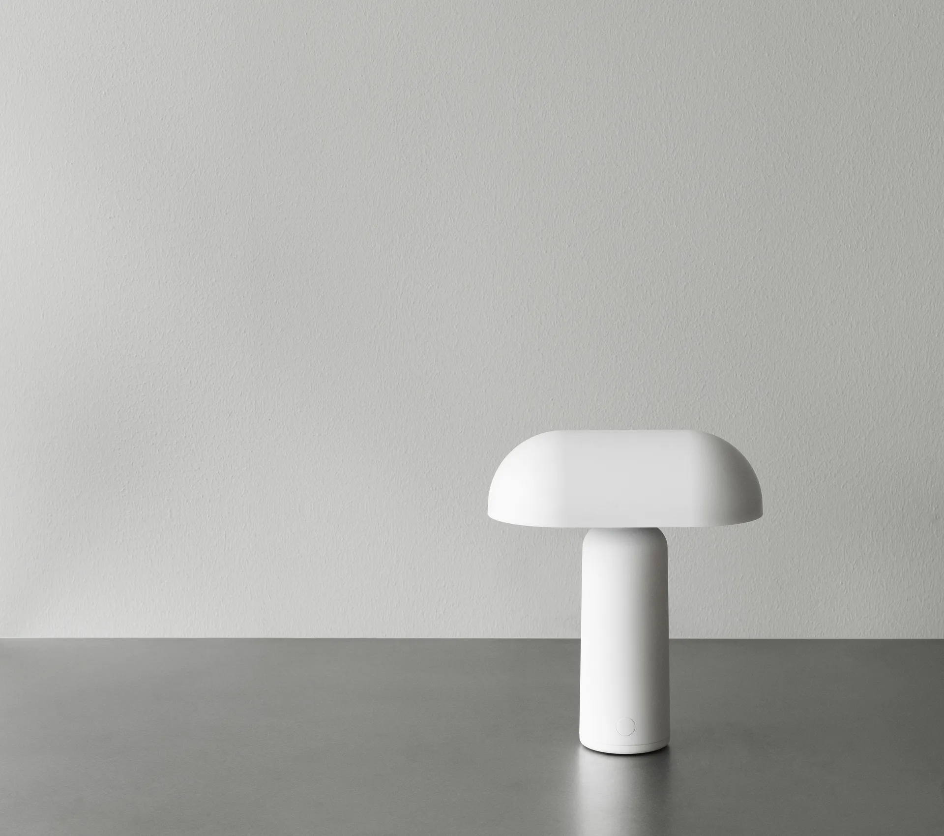 Porta table lamp, White Normann Copenhagen