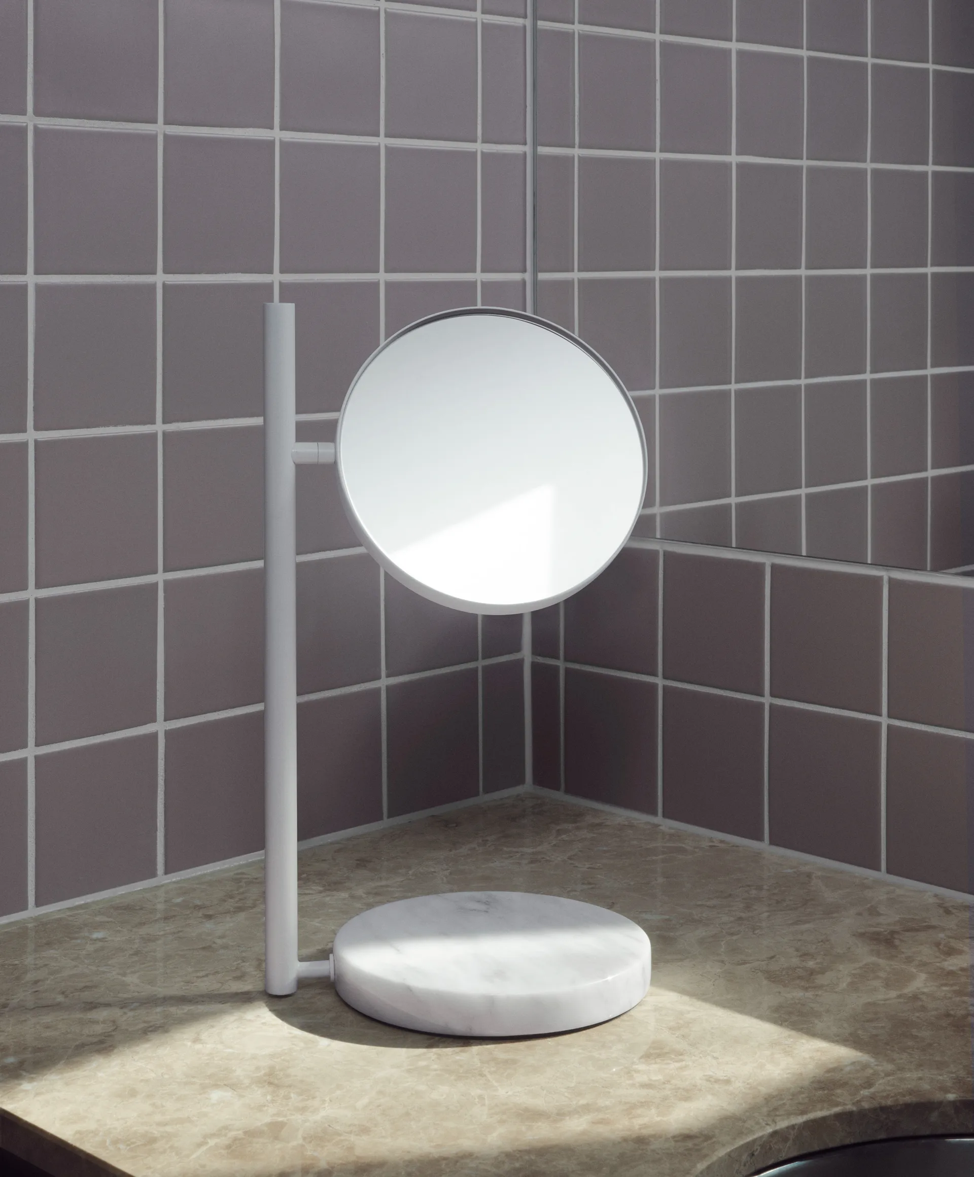 Pose table mirror double-sided, White Normann Copenhagen