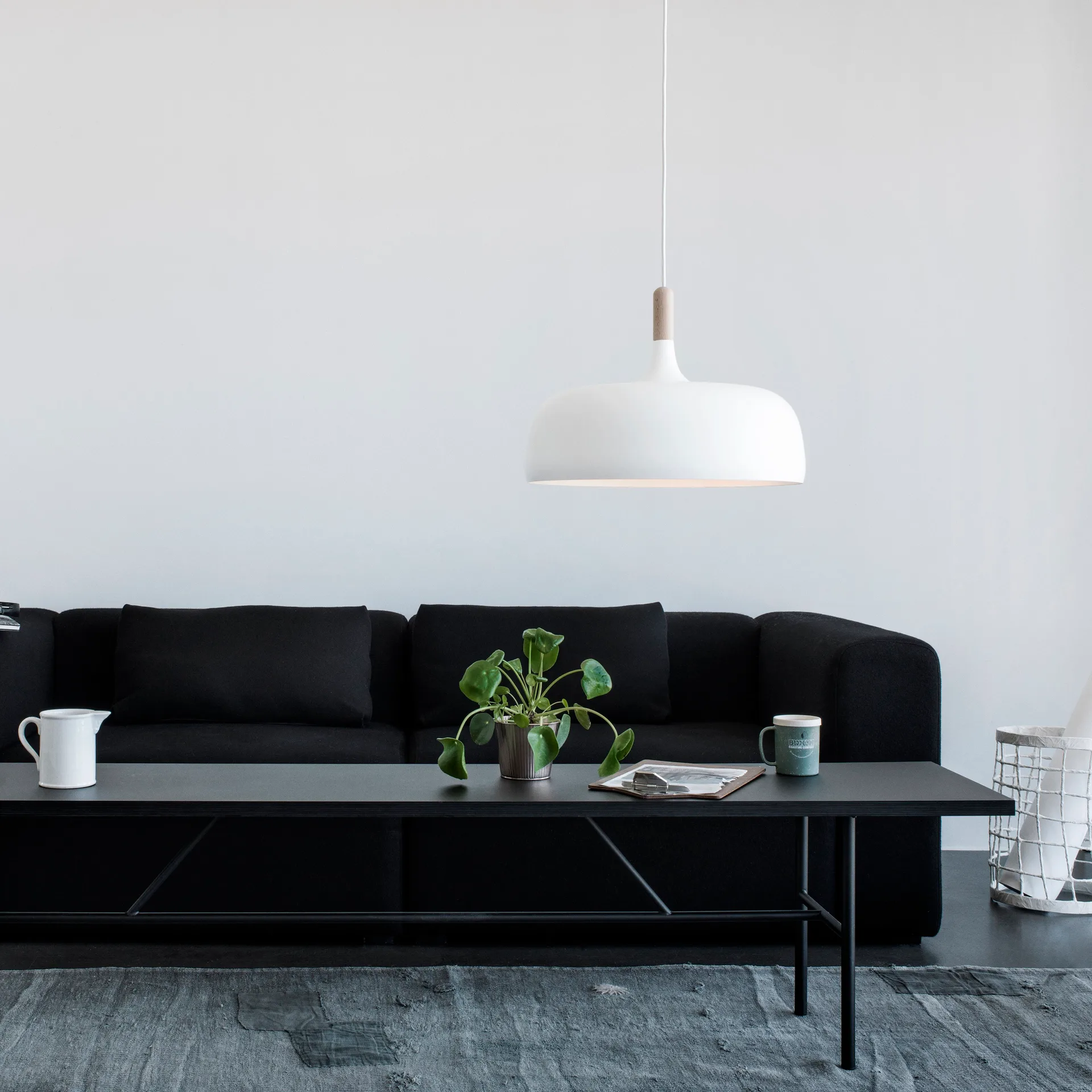 Acorn pendant lamp, white Northern