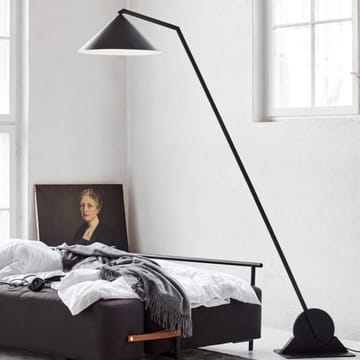 Gear floor lamp - Black - Northern