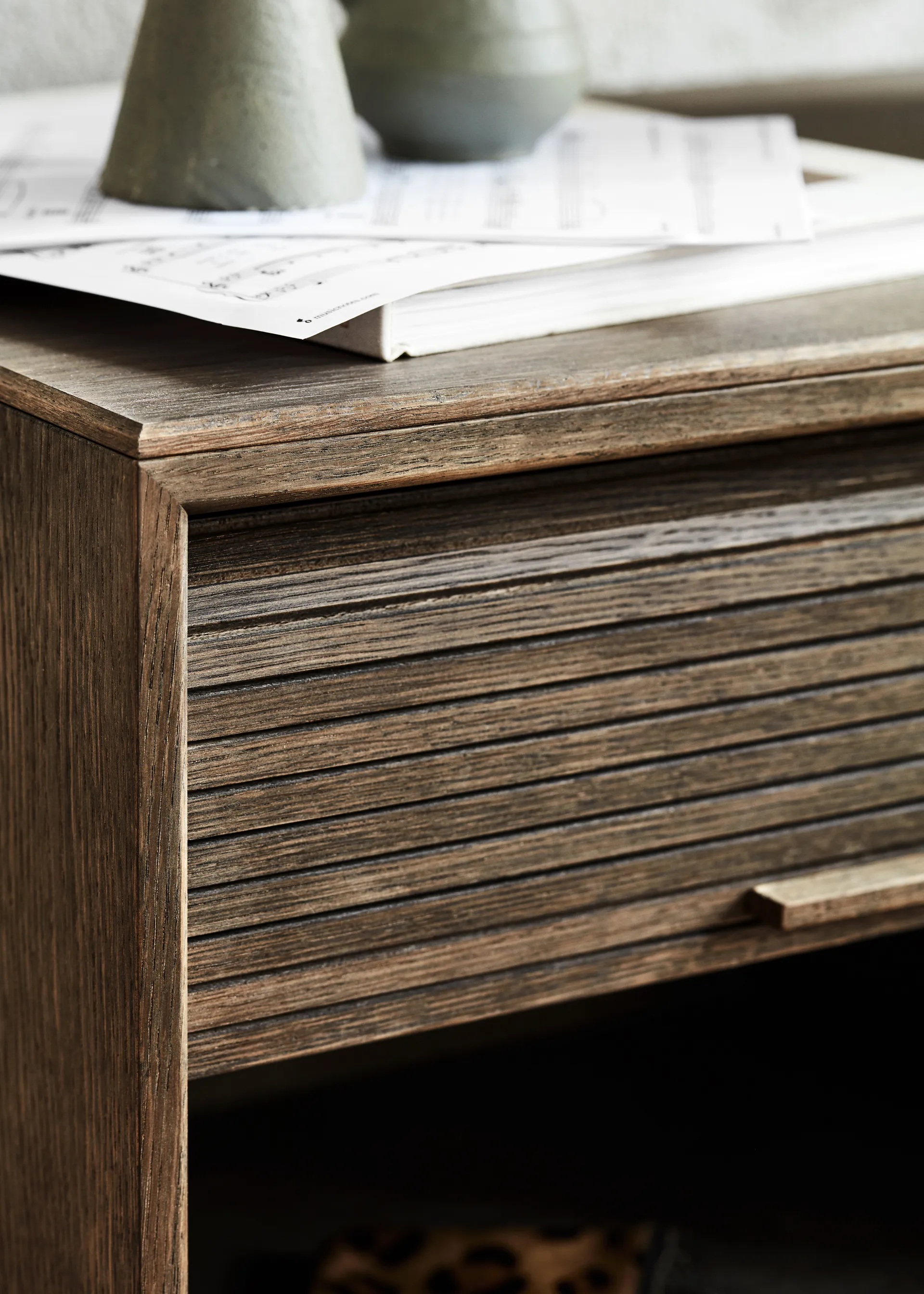 Hifive cabinet with jalusi door, Oak smoked Northern