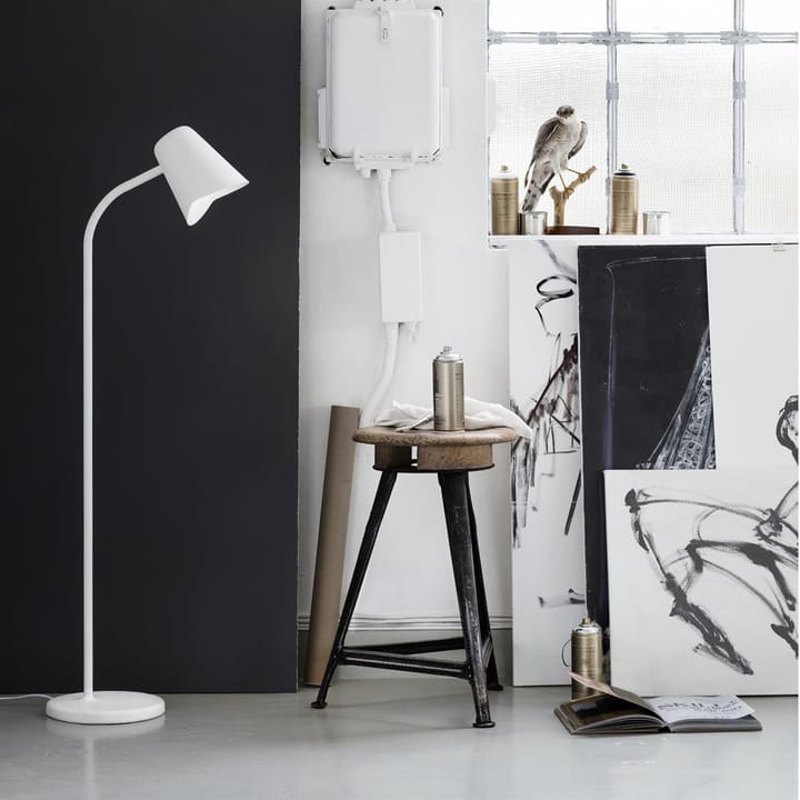 Me Floor Lamp, White Northern