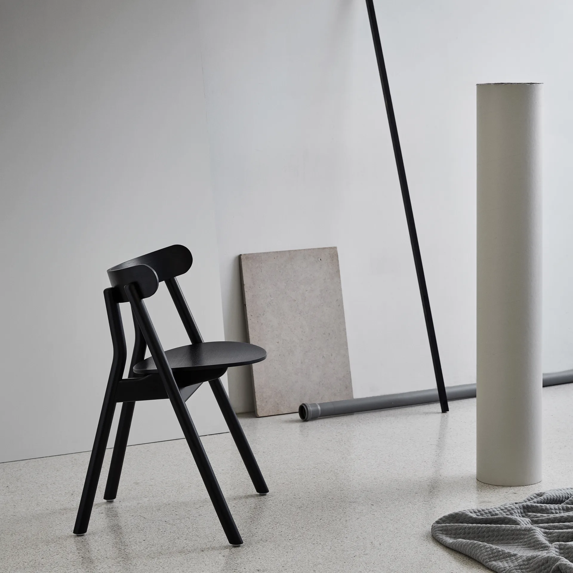 Oaki chair, Black oak Northern