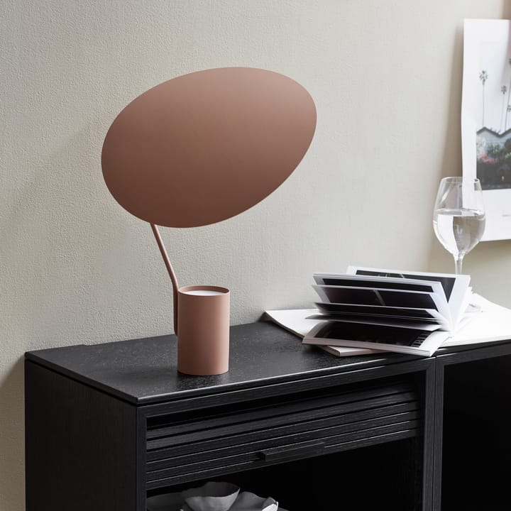 Ombre table lamp - warm beige - Northern