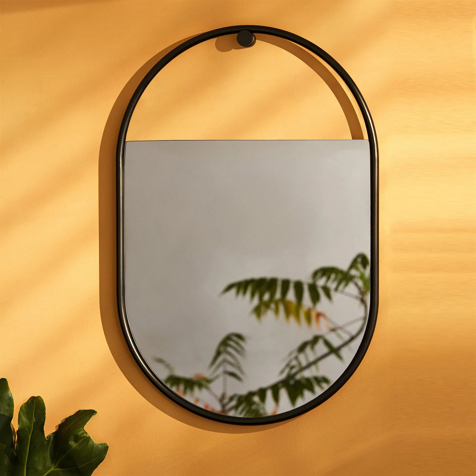 Peek mirror oval, 40x60 cm Northern