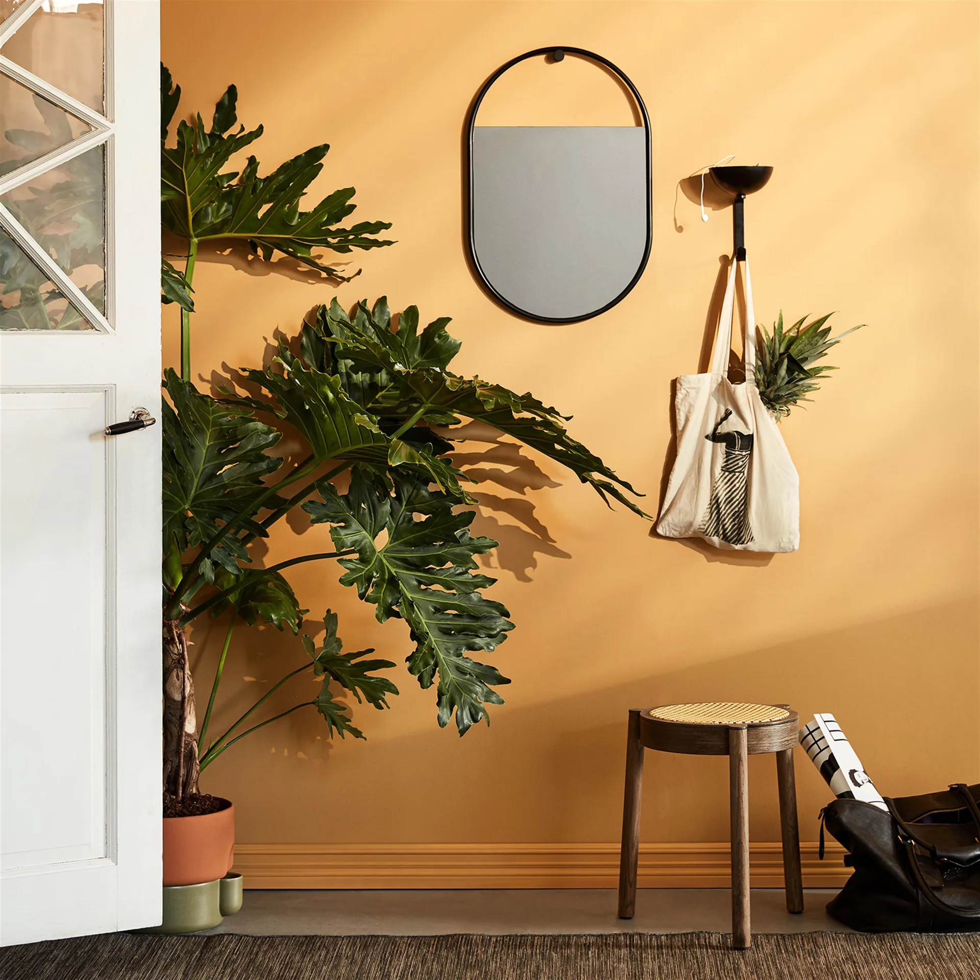 Peek mirror oval, 40x60 cm Northern